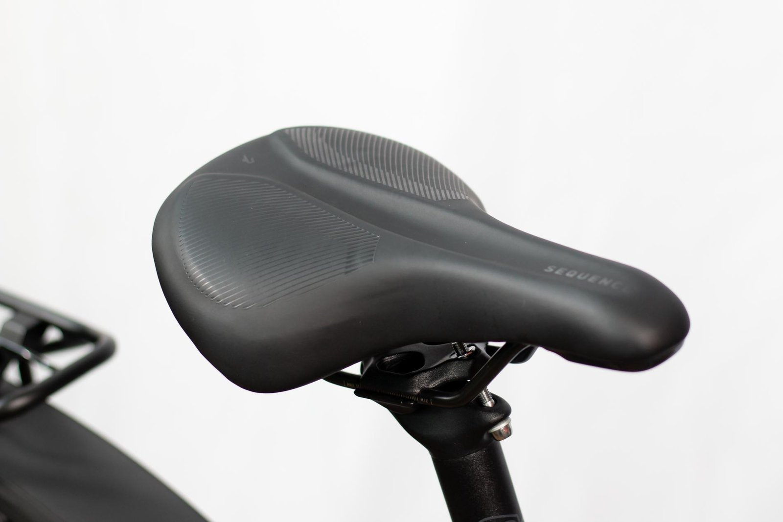Bicicleta elétrica de montanha com suspensão total - Imagen 3
